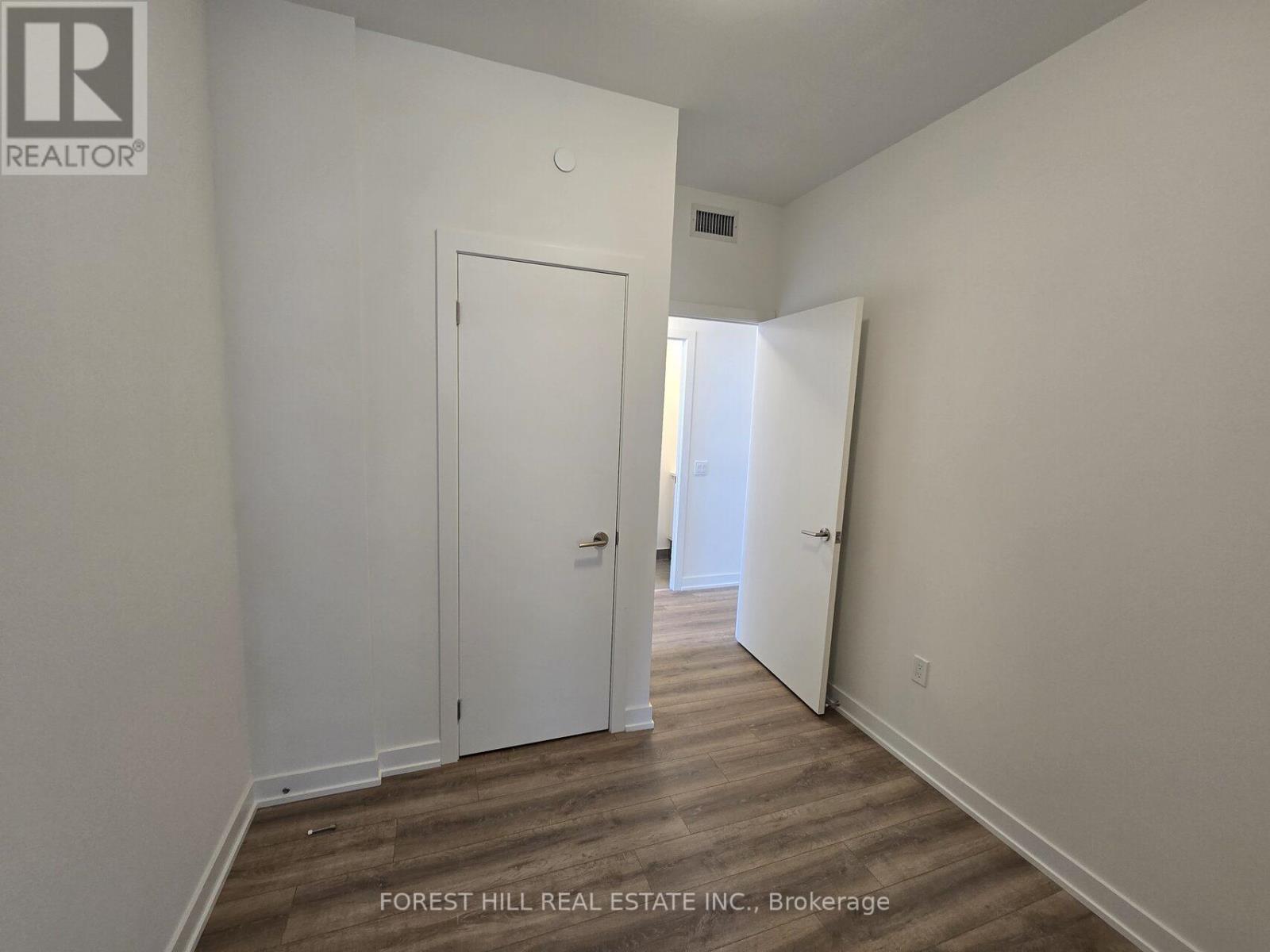 803 - 5 Quarrington Lane, Toronto, Ontario  M3C 0S5 - Photo 15 - C13118780