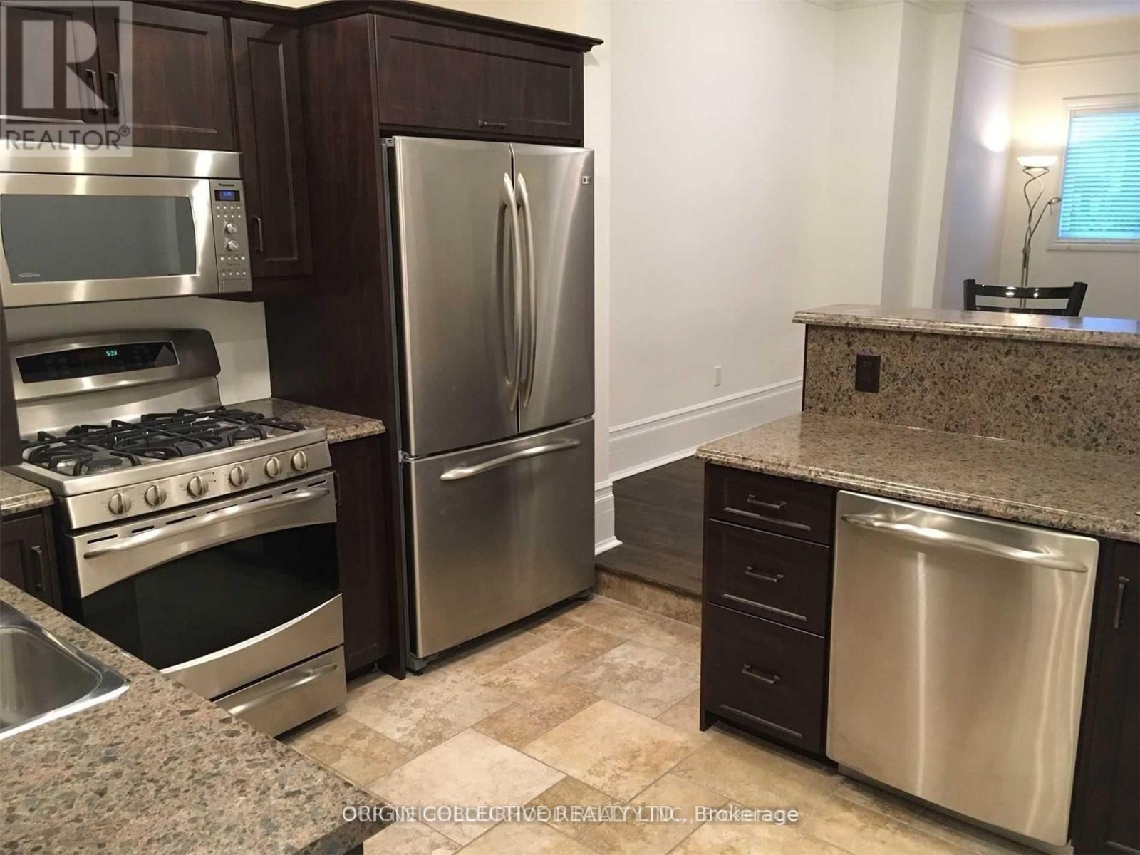 43 Carr Street, Toronto, Ontario  M5T 1B6 - Photo 5 - C13118792