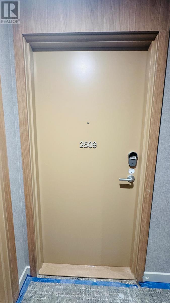 2509 - 1 Quarrington Lane, Toronto, Ontario  M3C 0S4 - Photo 2 - C13118806