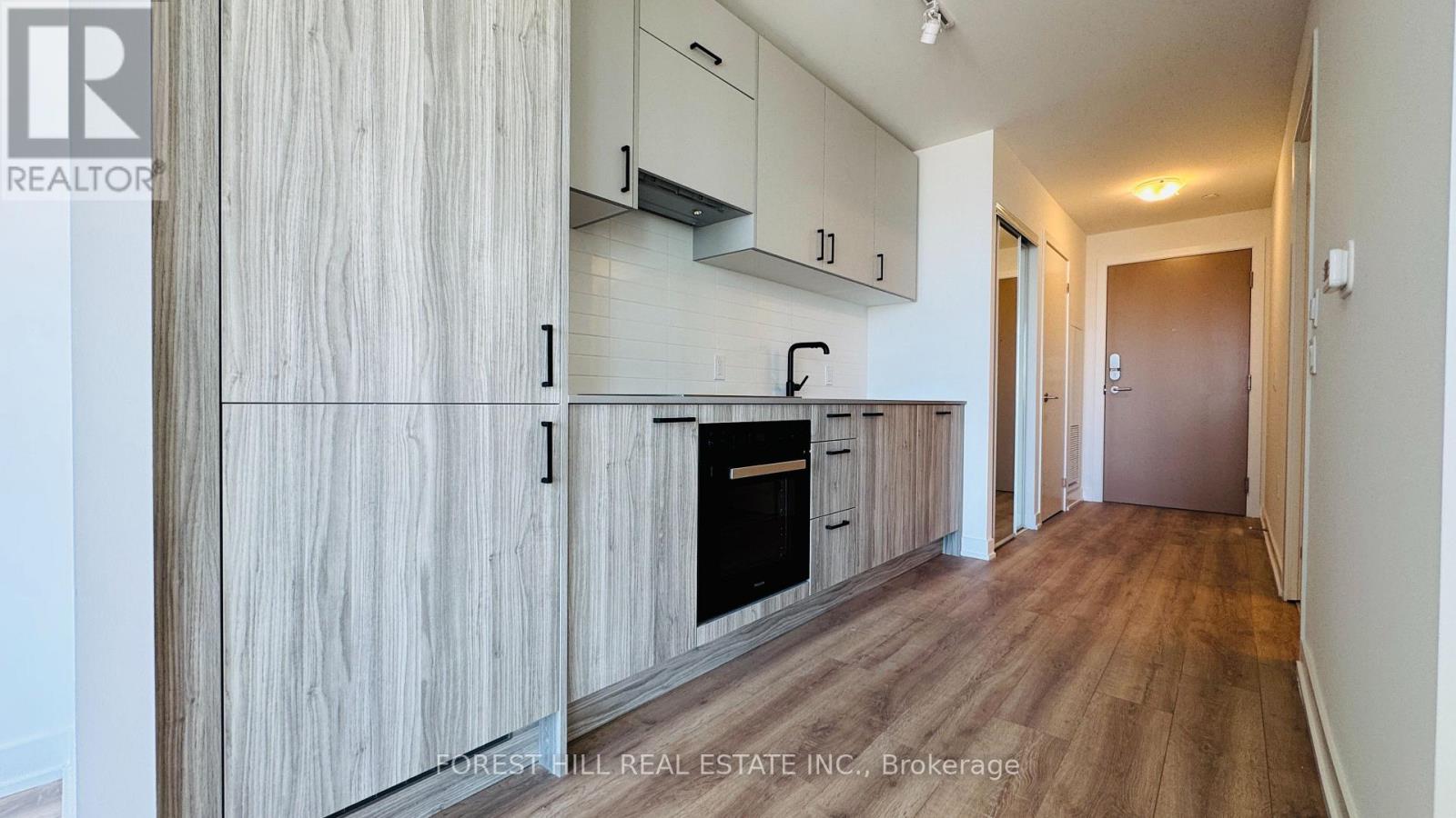 2509 - 1 Quarrington Lane, Toronto, Ontario  M3C 0S4 - Photo 3 - C13118806