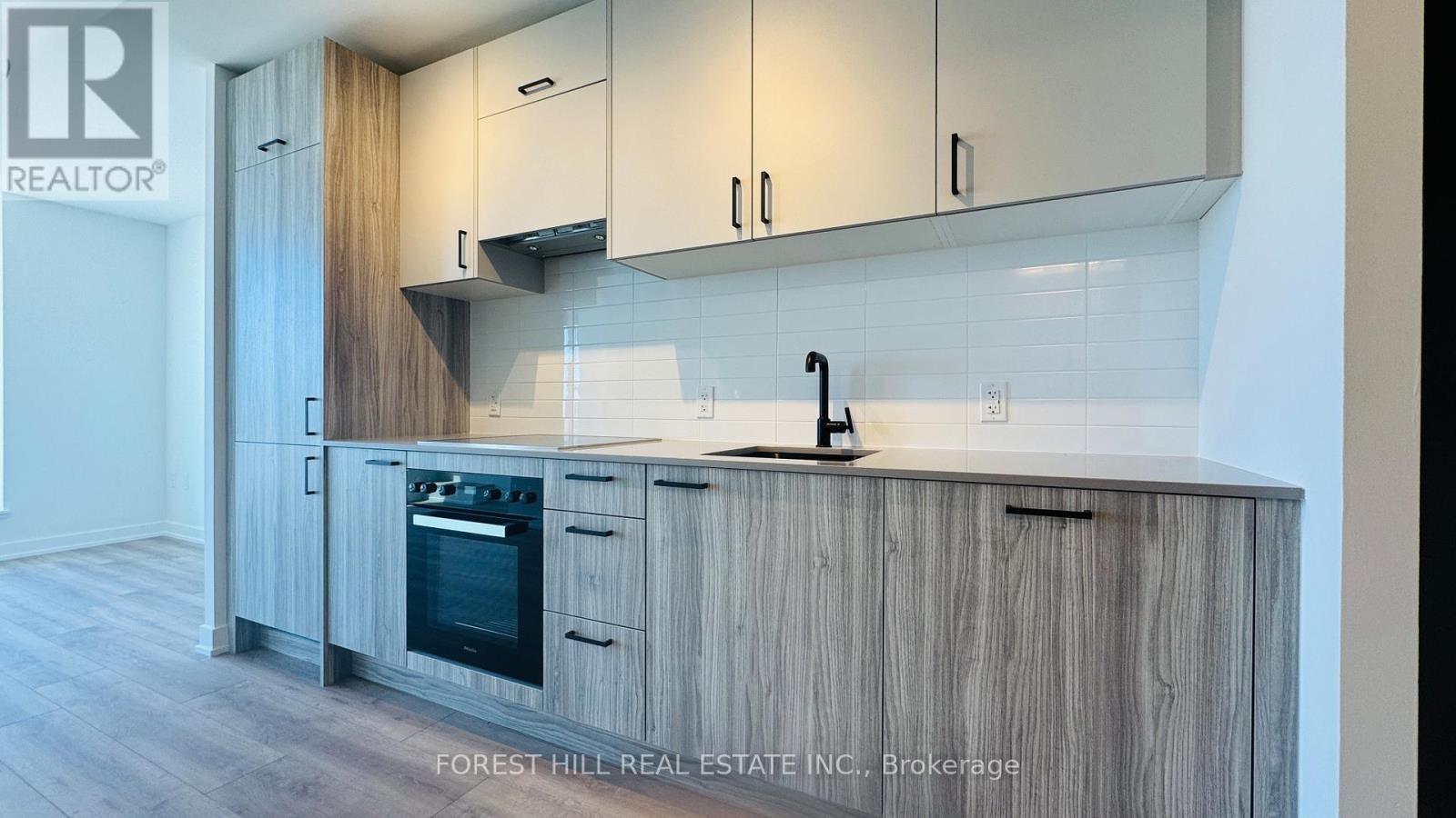 2509 - 1 Quarrington Lane, Toronto, Ontario  M3C 0S4 - Photo 4 - C13118806