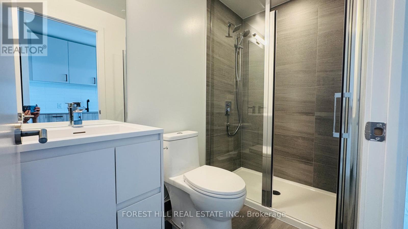 2509 - 1 Quarrington Lane, Toronto, Ontario  M3C 0S4 - Photo 9 - C13118806