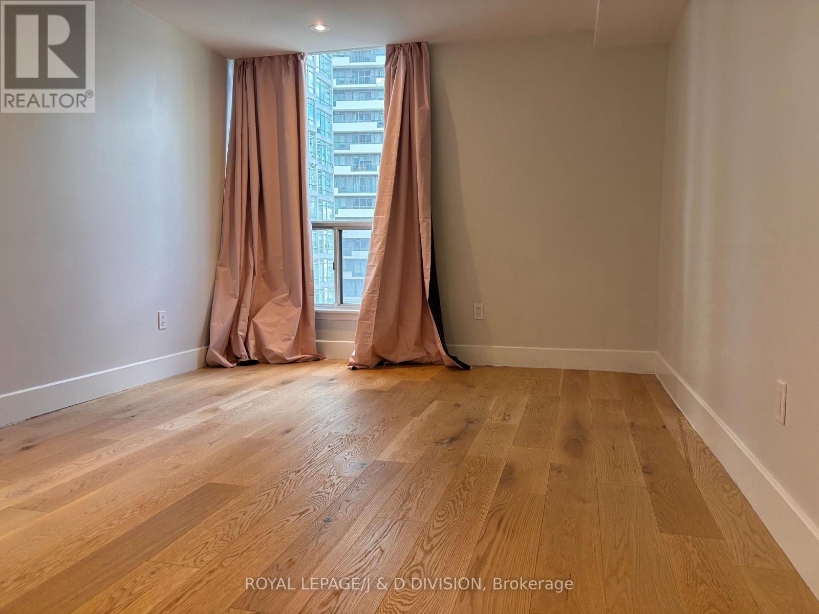 1506 - 30 Holly Street, Toronto, Ontario  M4S 3C2 - Photo 17 - C13118838
