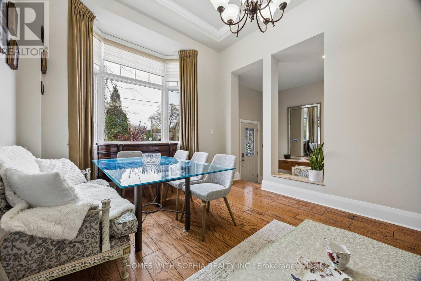 162 Glenvale Boulevard, Toronto, Ontario  M4G 2W3 - Photo 9 - C13118844