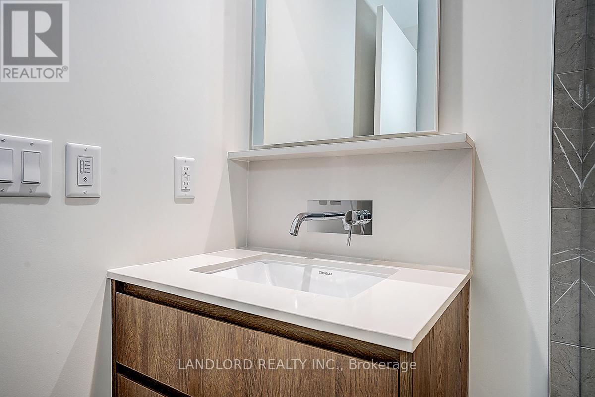 202 - 322 Dupont Street, Toronto, Ontario  M5R 0E3 - Photo 38 - C13118850