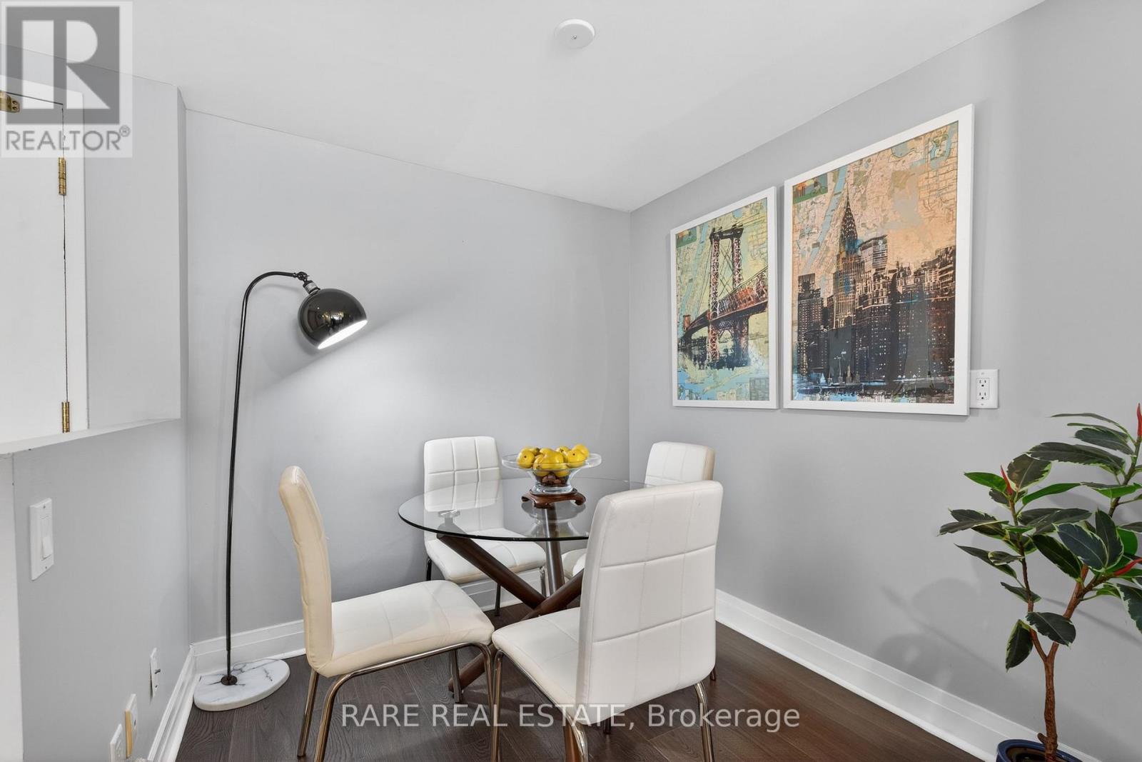 702 - 1801 Bayview Avenue, Toronto, Ontario  M4G 4K2 - Photo 4 - C13118880