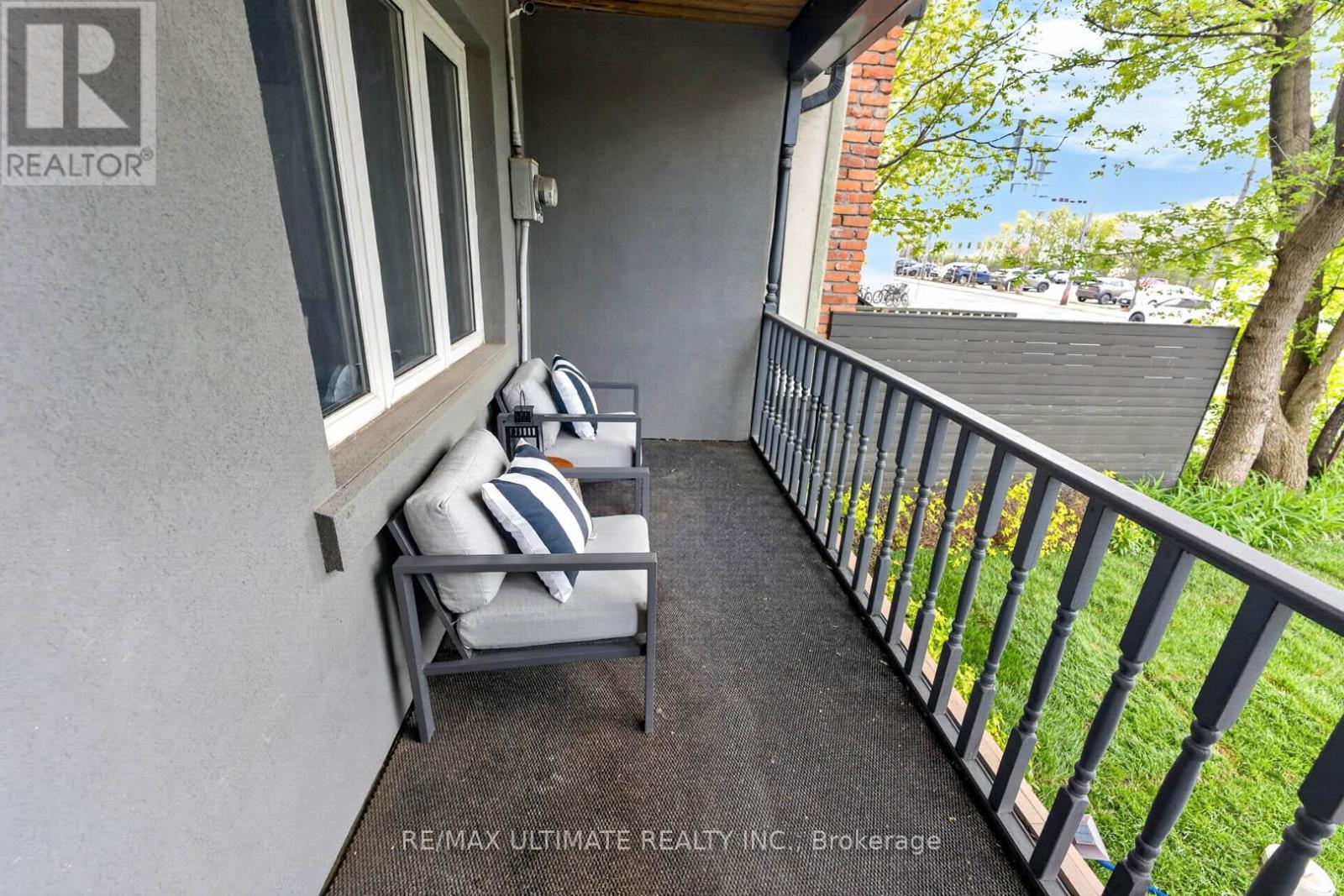 4 Bridgman Avenue, Toronto, Ontario  M5R 1X2 - Photo 3 - C13118888