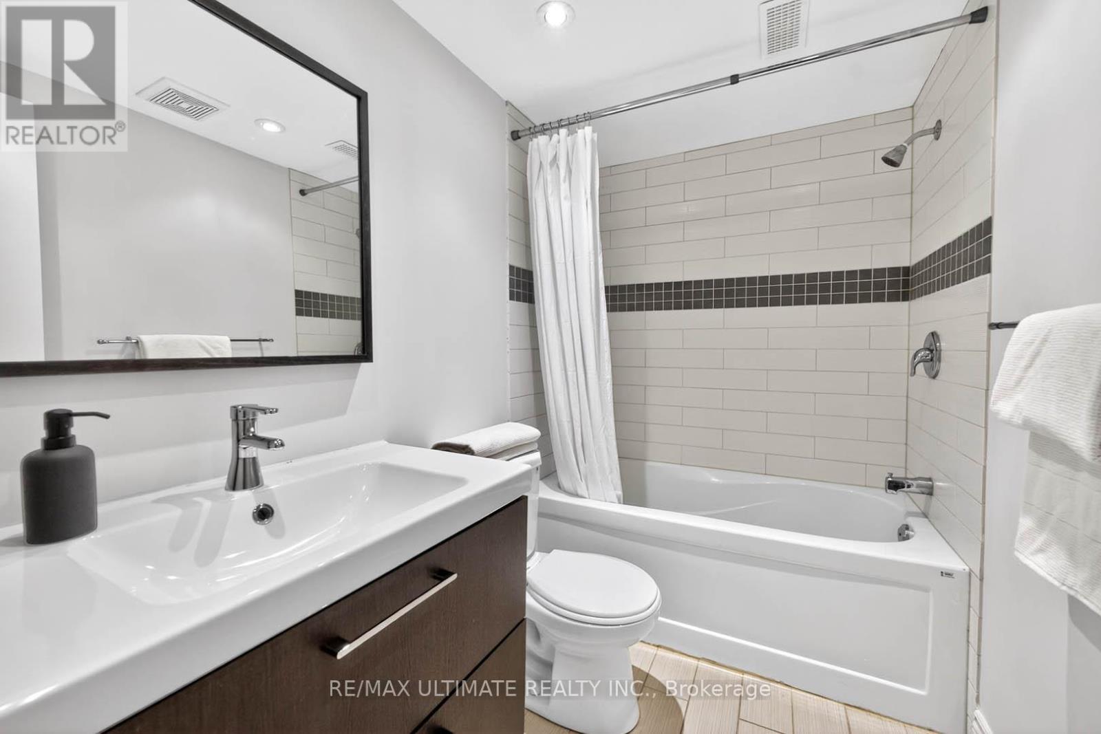4 Bridgman Avenue, Toronto, Ontario  M5R 1X2 - Photo 36 - C13118888