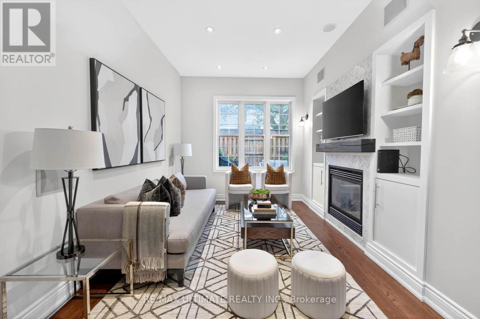 4 Bridgman Avenue, Toronto, Ontario  M5R 1X2 - Photo 4 - C13118888