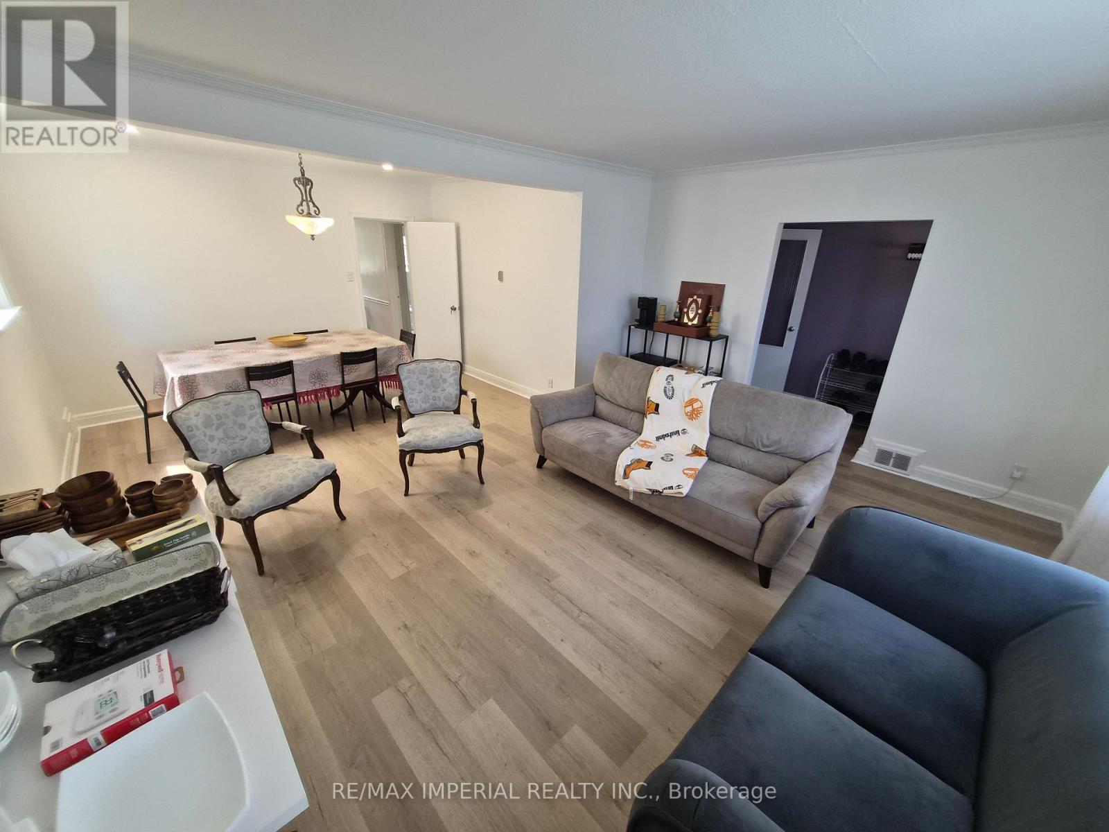 76 Gwendolen Crescent, Toronto, Ontario  M2N 2L7 - Photo 3 - C13118894