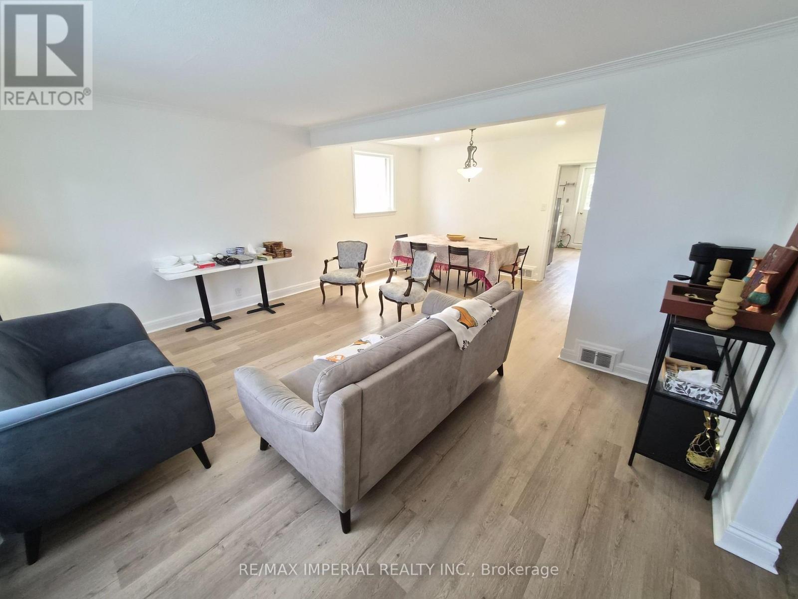 76 Gwendolen Crescent, Toronto, Ontario  M2N 2L7 - Photo 8 - C13118894