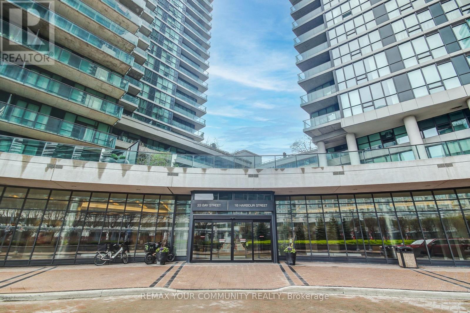508 - 33 Bay Street, Toronto, Ontario  M5J 2Z3 - Photo 1 - C13119002