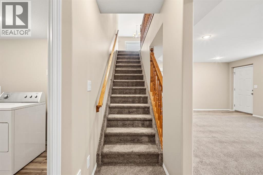 64 Isbister Close, Red Deer, Alberta  T4R 0B9 - Photo 25 - A2308863
