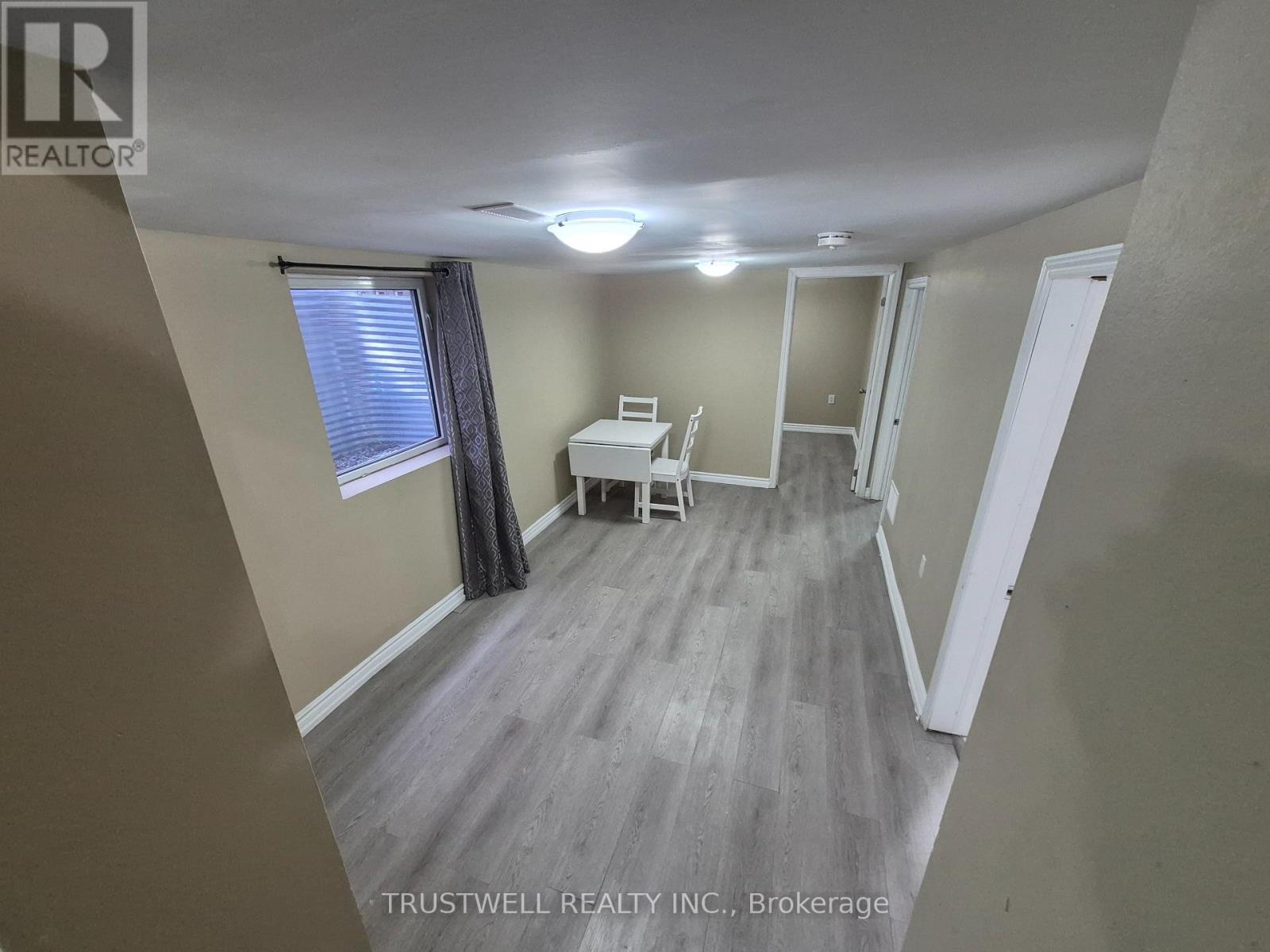 Lower - 3 Plumbrook Crescent, Toronto, Ontario  M1S 3Z9 - Photo 3 - E13118788