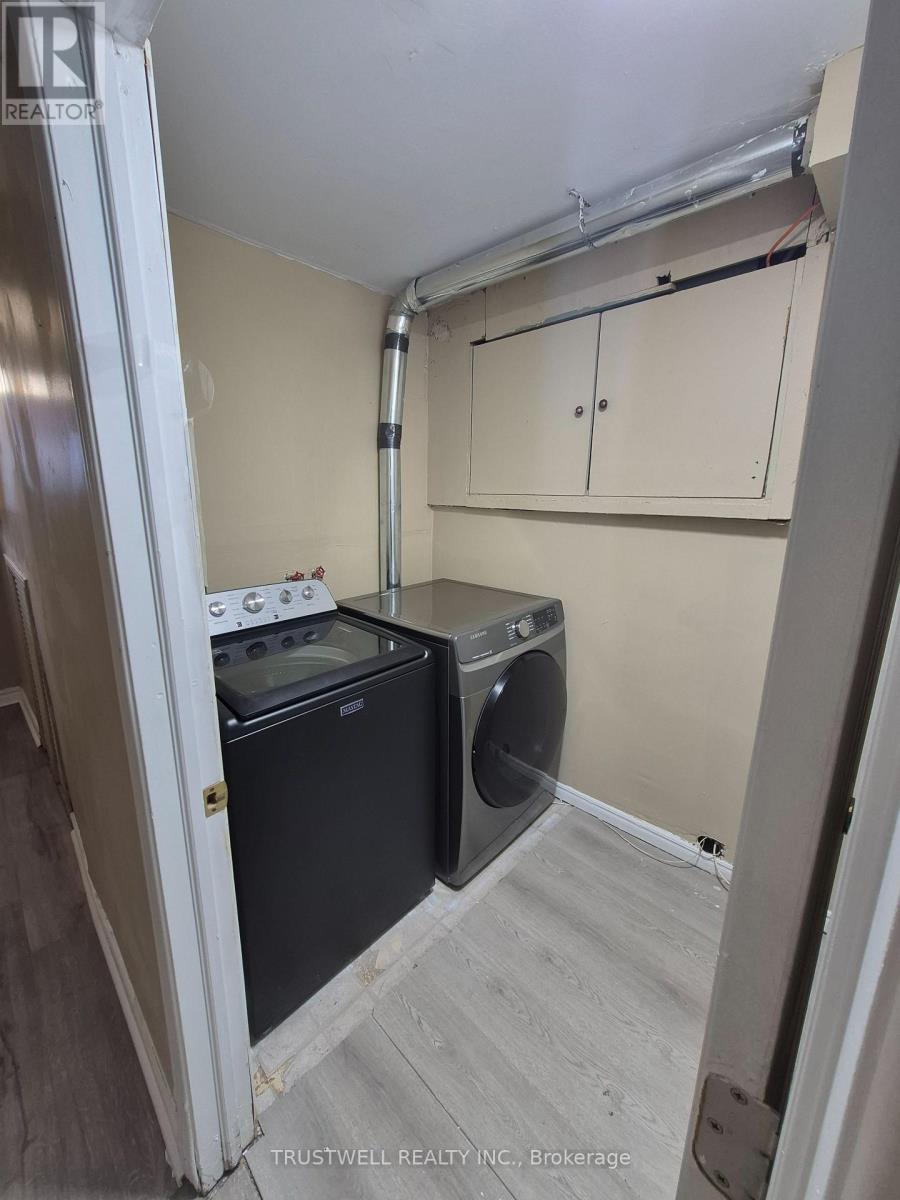 Lower - 3 Plumbrook Crescent, Toronto, Ontario  M1S 3Z9 - Photo 8 - E13118788