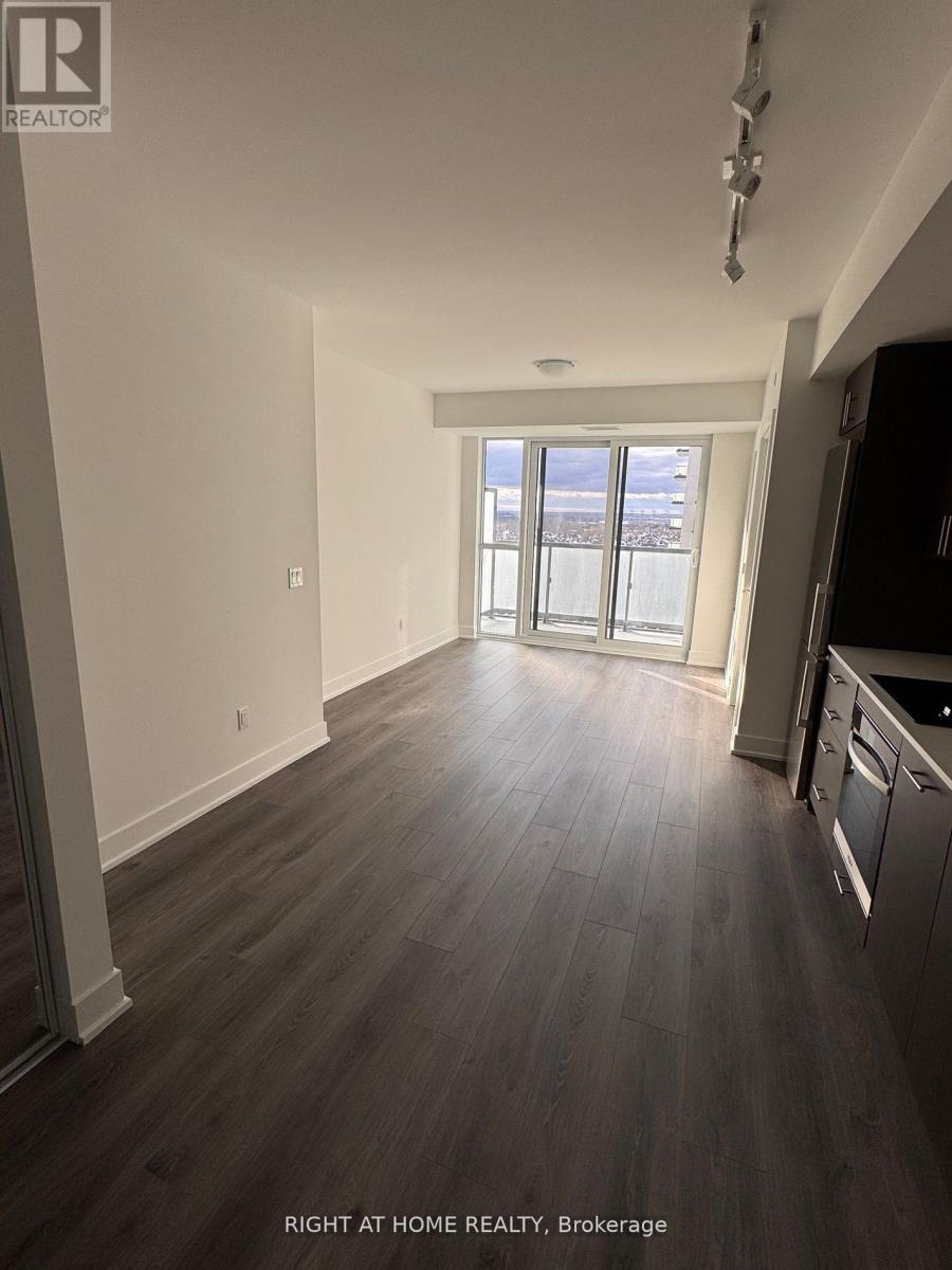 1015 - 2545 Simcoe Street N, Oshawa, Ontario  L1L 0W3 - Photo 10 - E13118866