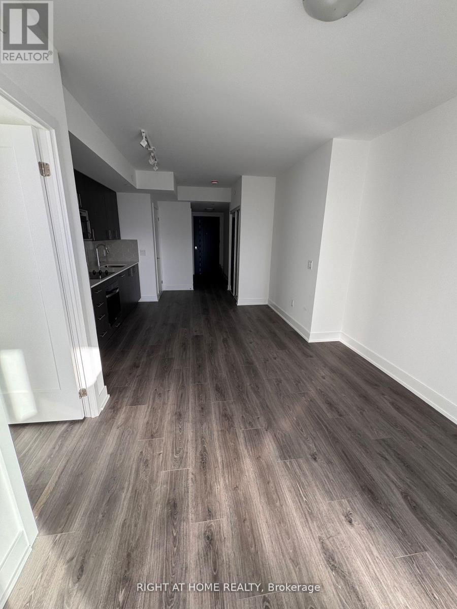 1015 - 2545 Simcoe Street N, Oshawa, Ontario  L1L 0W3 - Photo 3 - E13118866