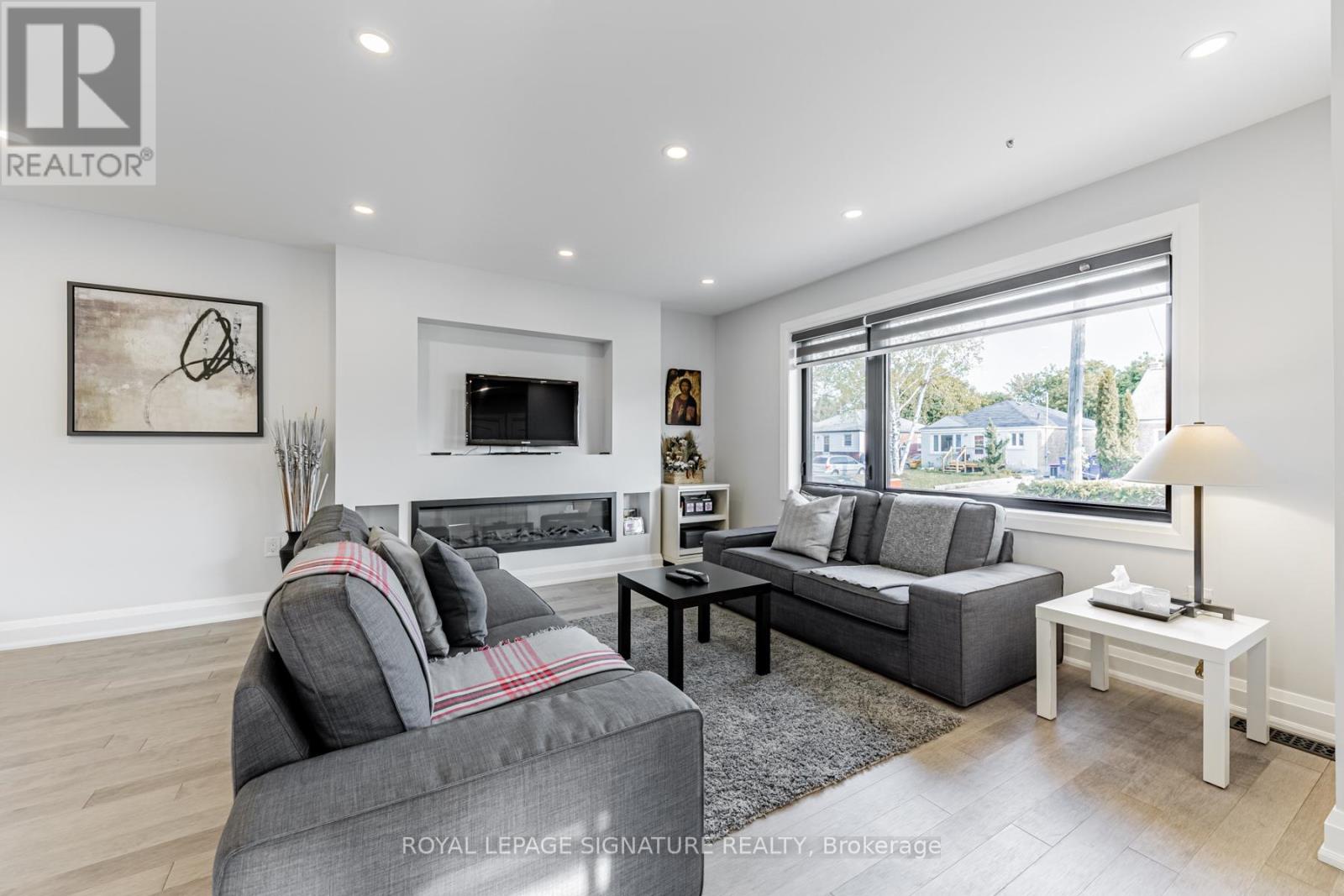 16 Boem Avenue, Toronto, Ontario  M1R 3T1 - Photo 19 - E13118884