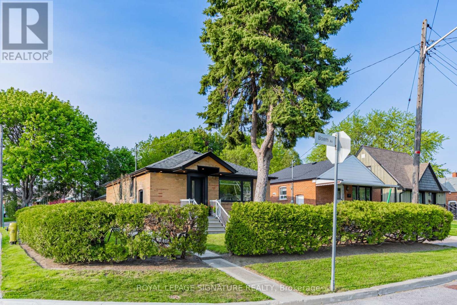 16 Boem Avenue, Toronto, Ontario  M1R 3T1 - Photo 32 - E13118884