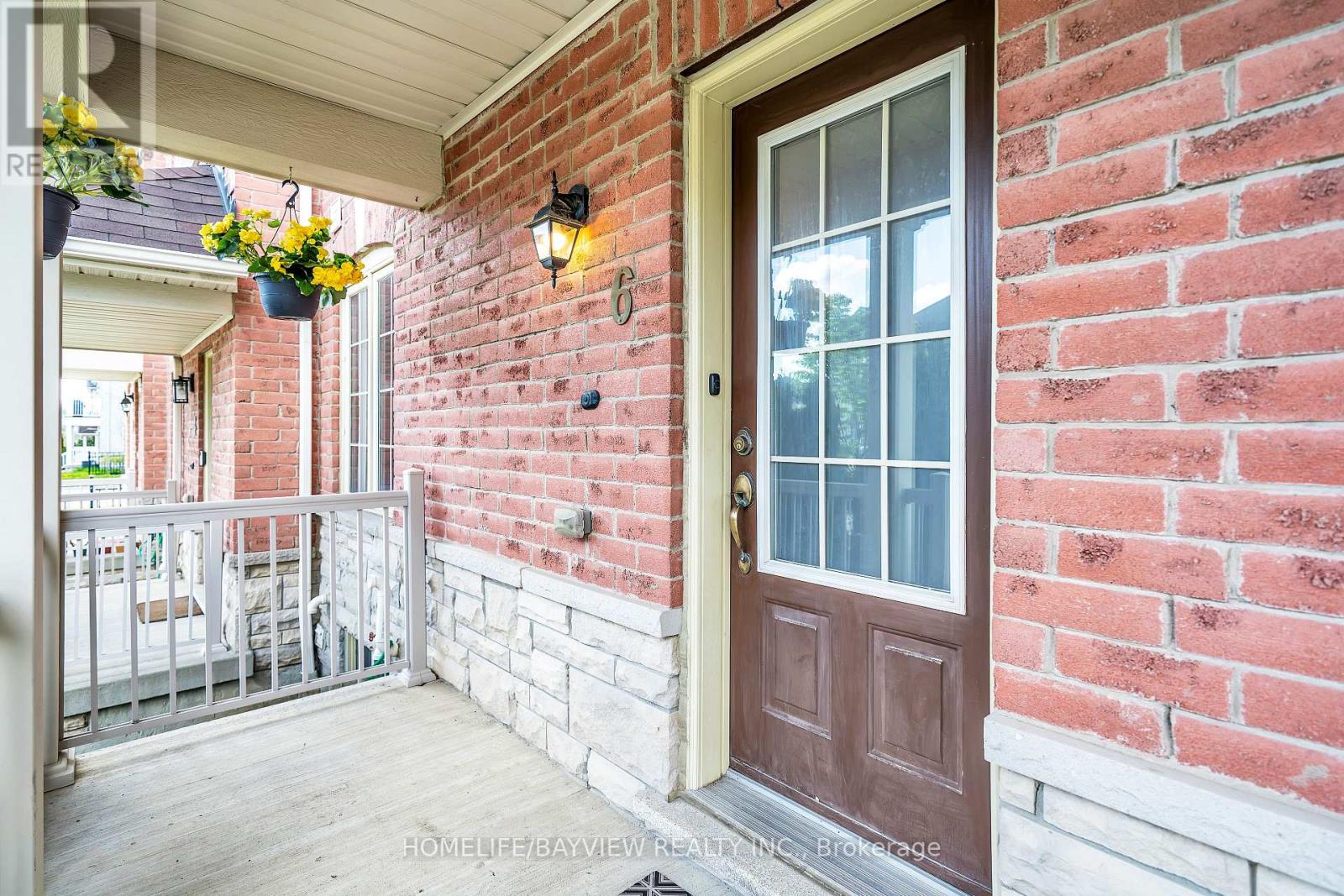 6 Barnham Street, Ajax, Ontario  L1Z 0M5 - Photo 2 - E13118896