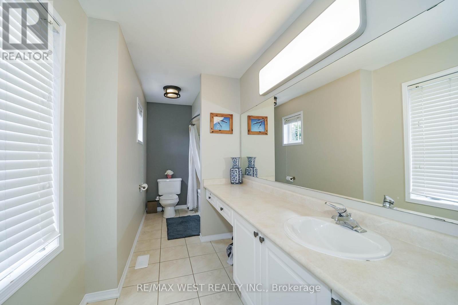 112 Handley Crescent, Ajax, Ontario  L1Z 1L7 - Photo 11 - E13118956