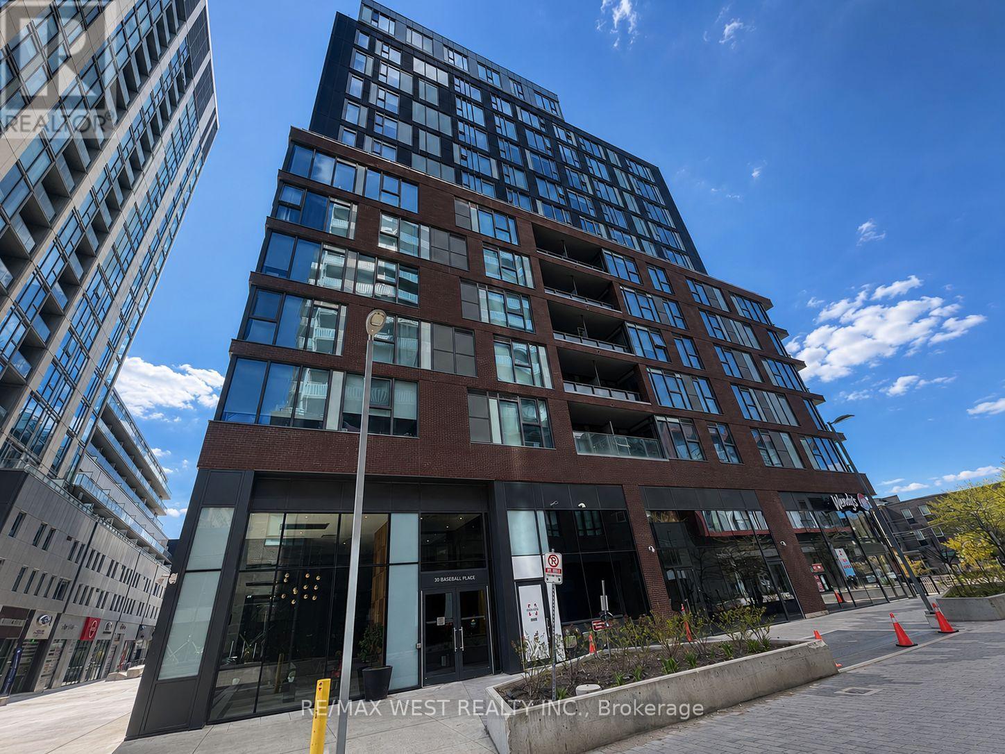 607 - 30 Baseball Place, Toronto, Ontario  M6N 2N7 - Photo 1 - E13118984