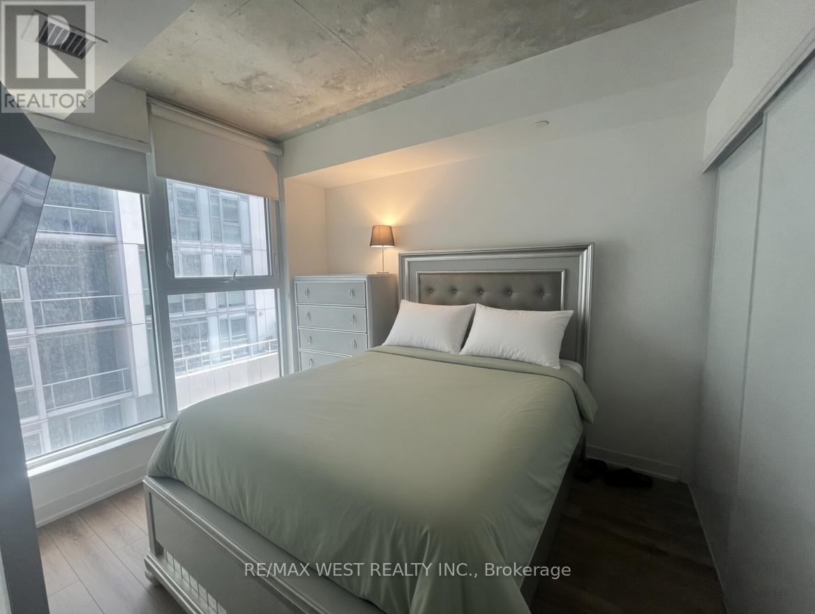 607 - 30 Baseball Place, Toronto, Ontario  M6N 2N7 - Photo 4 - E13118984