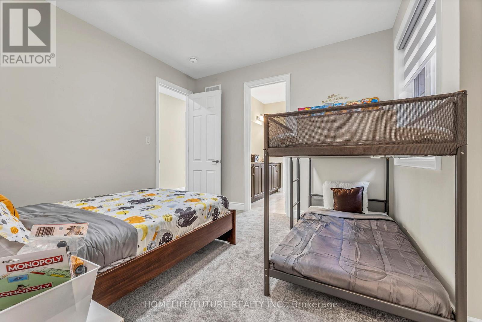 144 Auckland Drive, Whitby, Ontario  L1P 0J2 - Photo 10 - E13118996