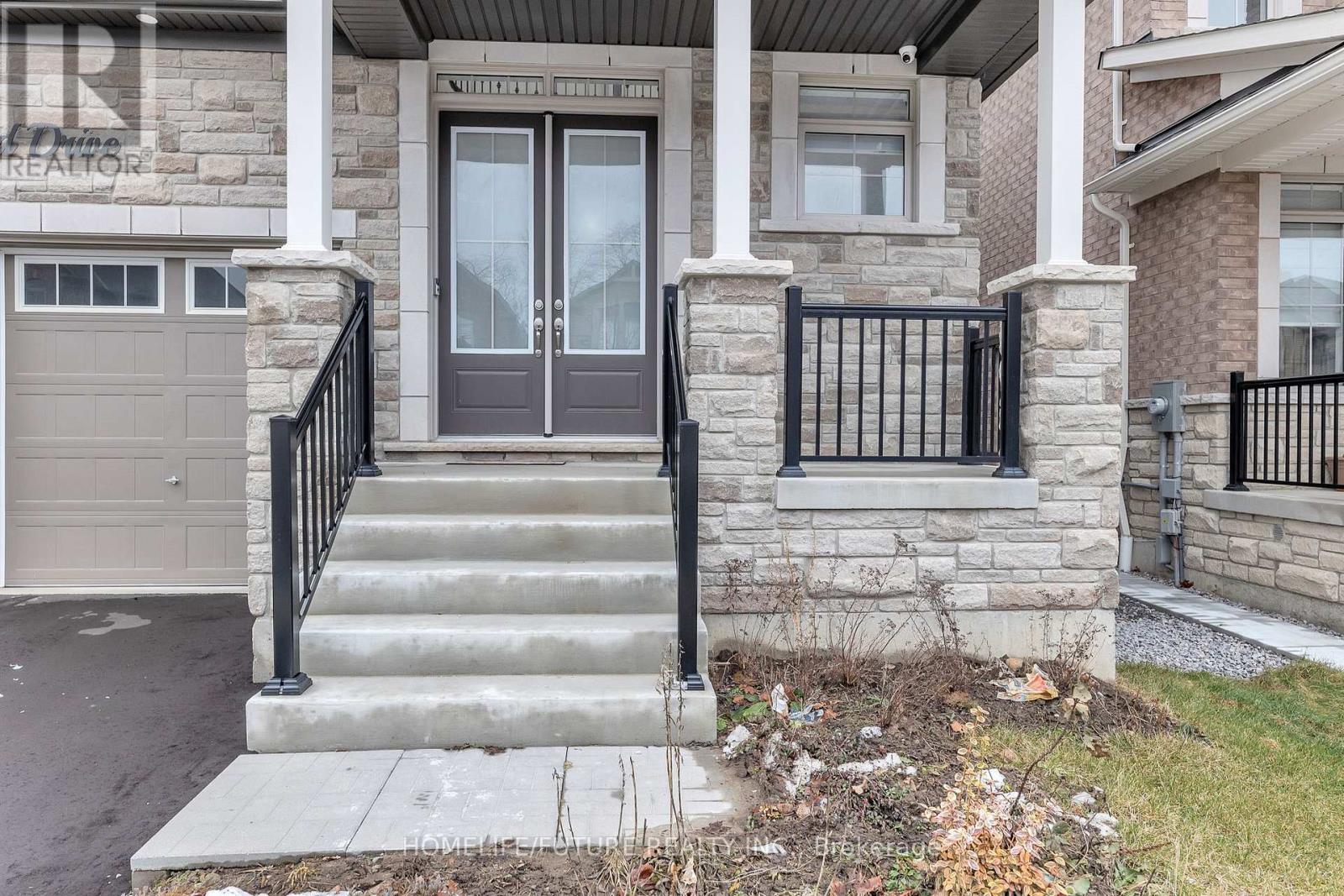 144 Auckland Drive, Whitby, Ontario  L1P 0J2 - Photo 3 - E13118996