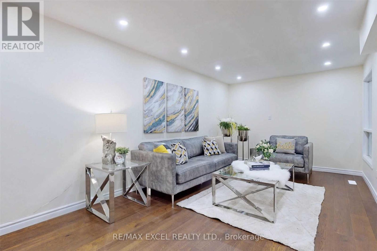 28 Karen Miles Crescent, Markham, Ontario  L3S 1Z6 - Photo 5 - N13118760