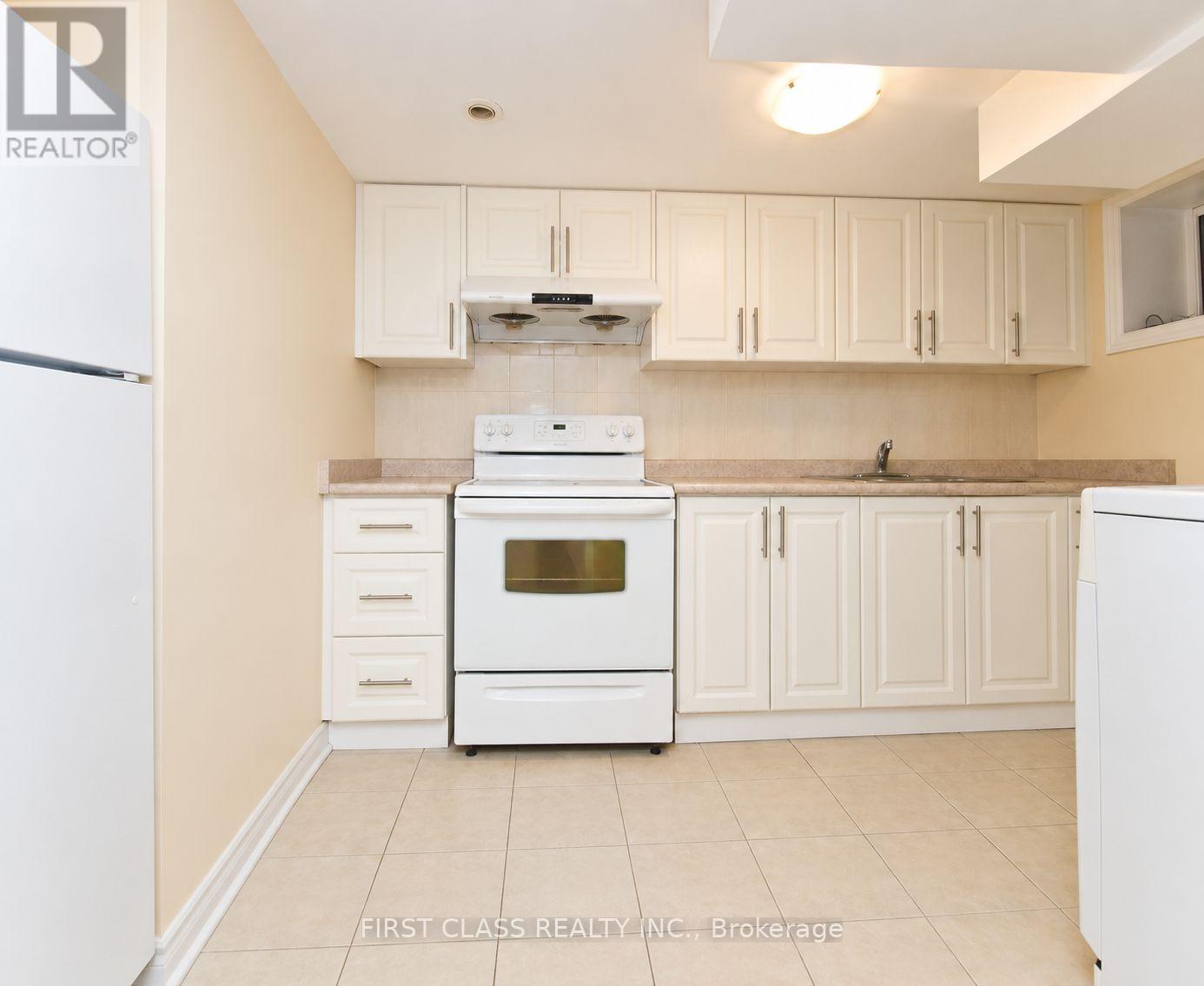 Bsmt - 371 Fesserton Road, Richmond Hill, Ontario  L4C 1G3 - Photo 8 - N13118778