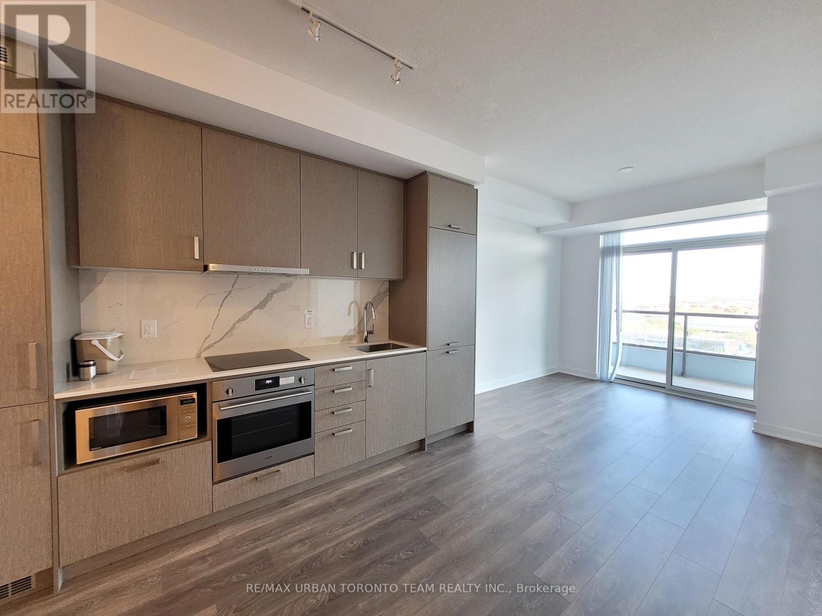 1212 - 60 Honeycrisp Crescent, Vaughan, Ontario  L4K 0M7 - Photo 2 - N13119010