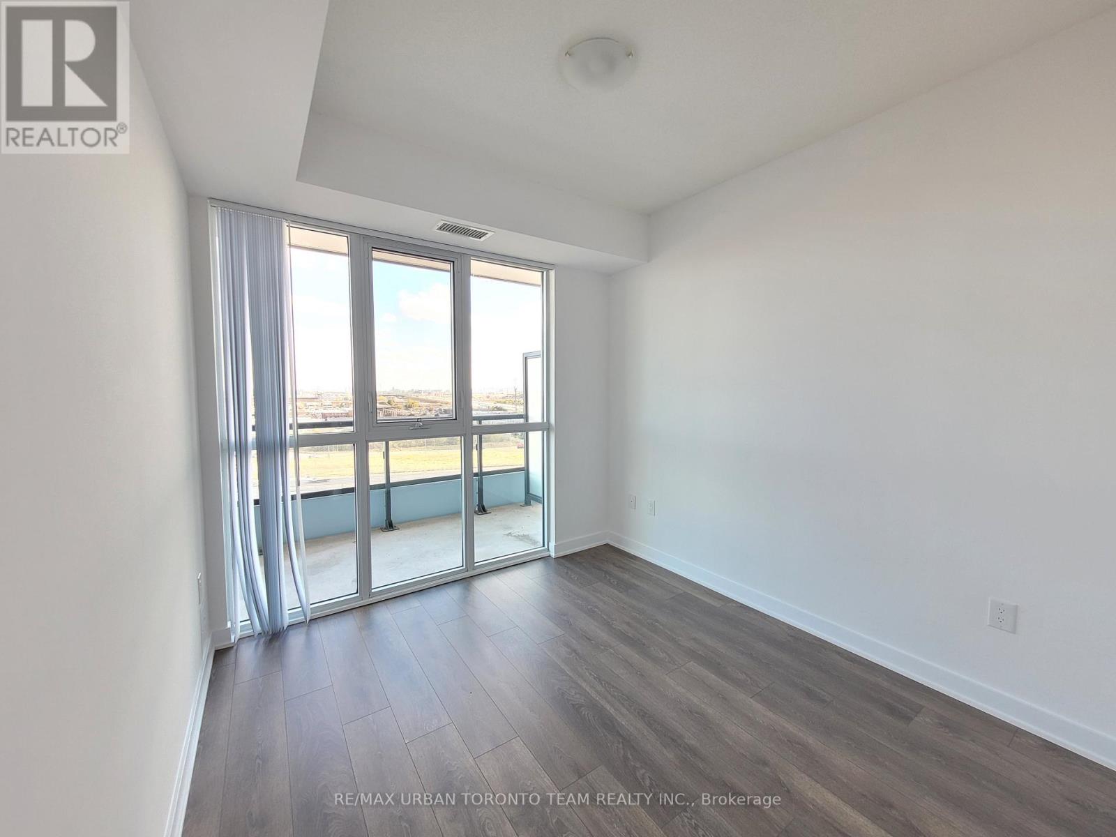 1212 - 60 Honeycrisp Crescent, Vaughan, Ontario  L4K 0M7 - Photo 7 - N13119010