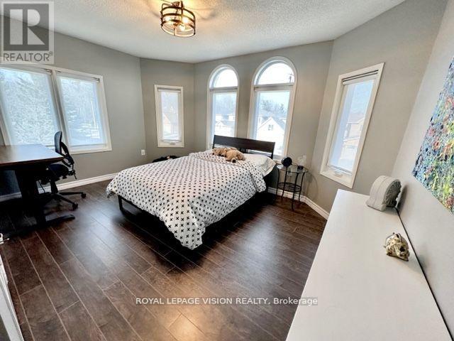 Main - 61 Rocksprings Avenue, Richmond Hill (Westbrook), Ontario  L4S 1P8 - Photo 5 - N13119016