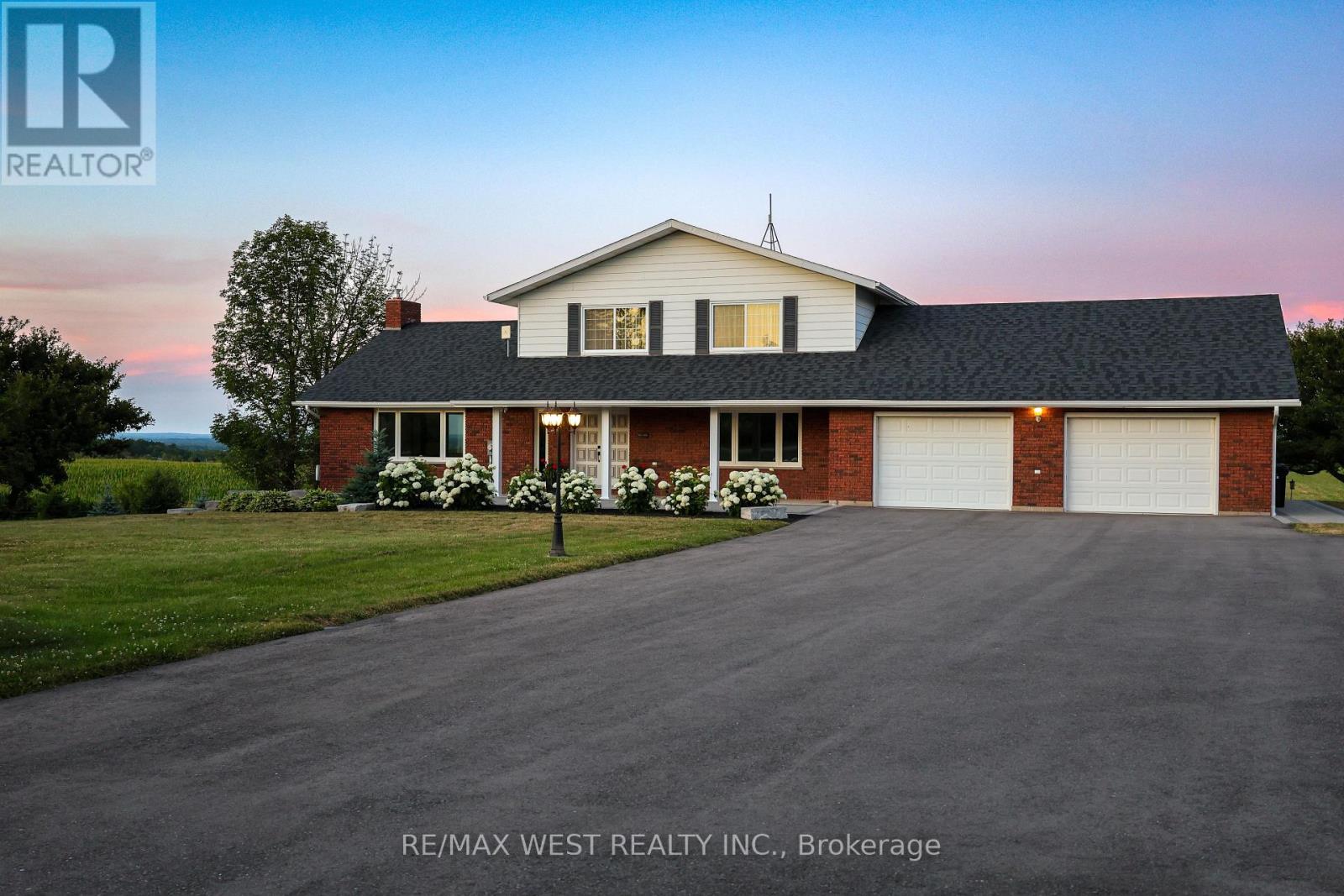 2219 COUNTY ROAD 42, Clearview, Ontario