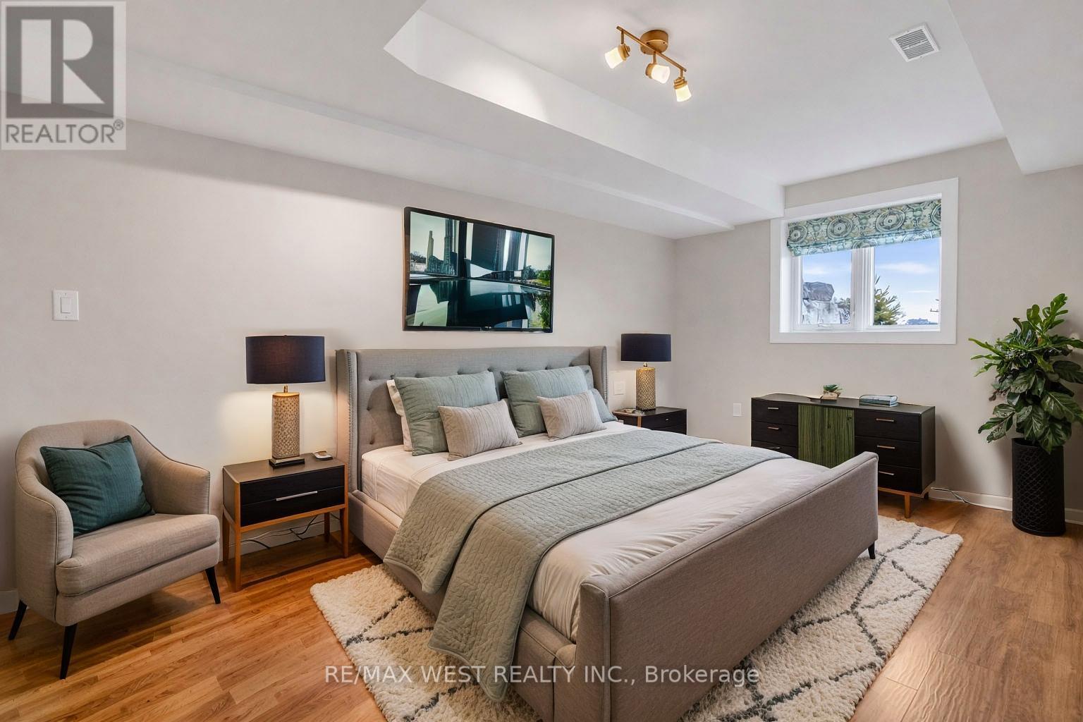 2219 County Road 42, Clearview, Ontario  L0M 1S0 - Photo 10 - S13118768