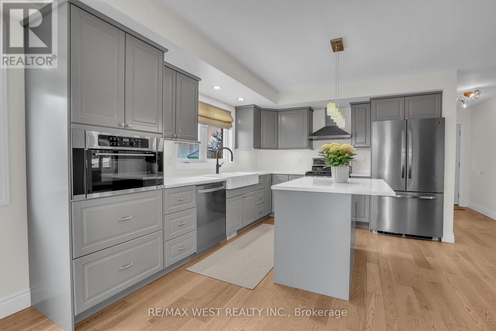 2219 County Road 42, Clearview, Ontario  L0M 1S0 - Photo 4 - S13118768