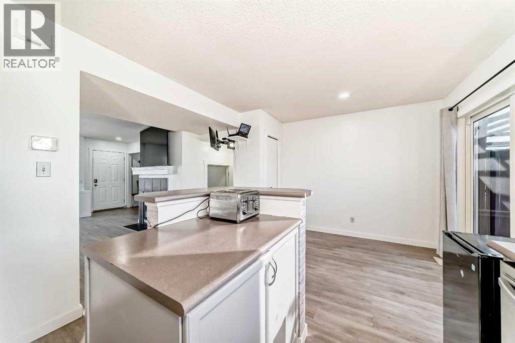 294 Elgin View SE, Calgary, Alberta  T2Z 4N6 - Photo 7 - A2282822