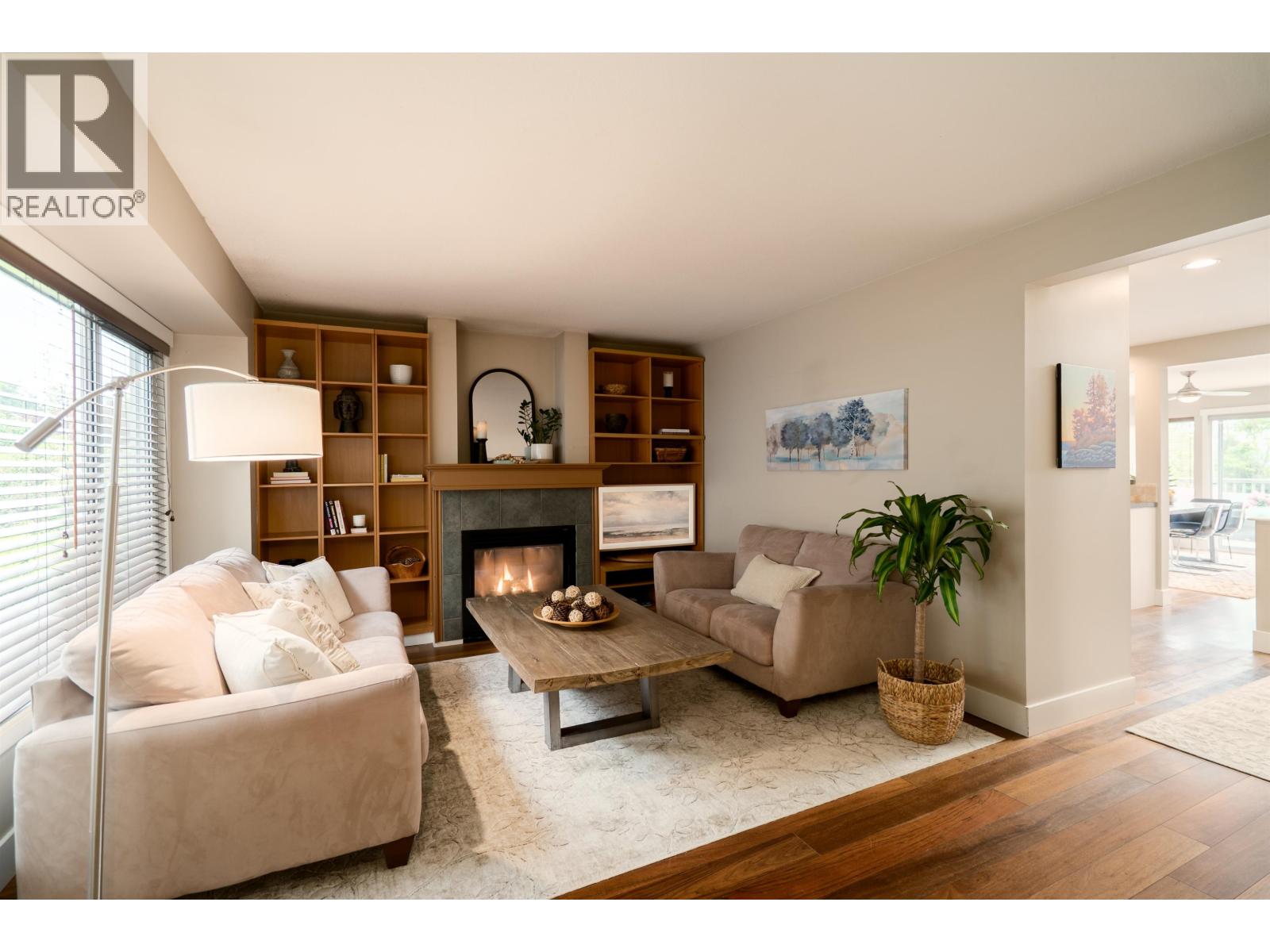 939 Calverhall Street, North Vancouver, British Columbia V7L 1Y1 - Photo 5 - R3122127