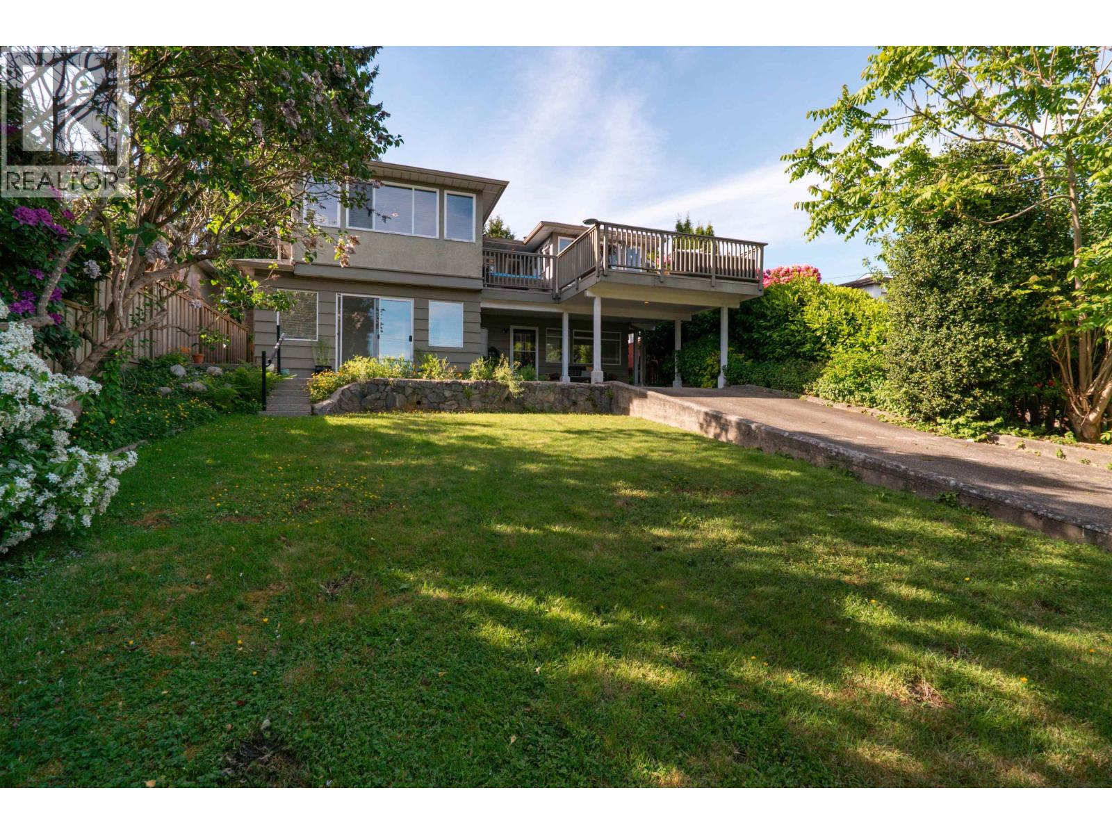 939 Calverhall Street, North Vancouver, British Columbia V7L 1Y1 - Photo 39 - R3122127