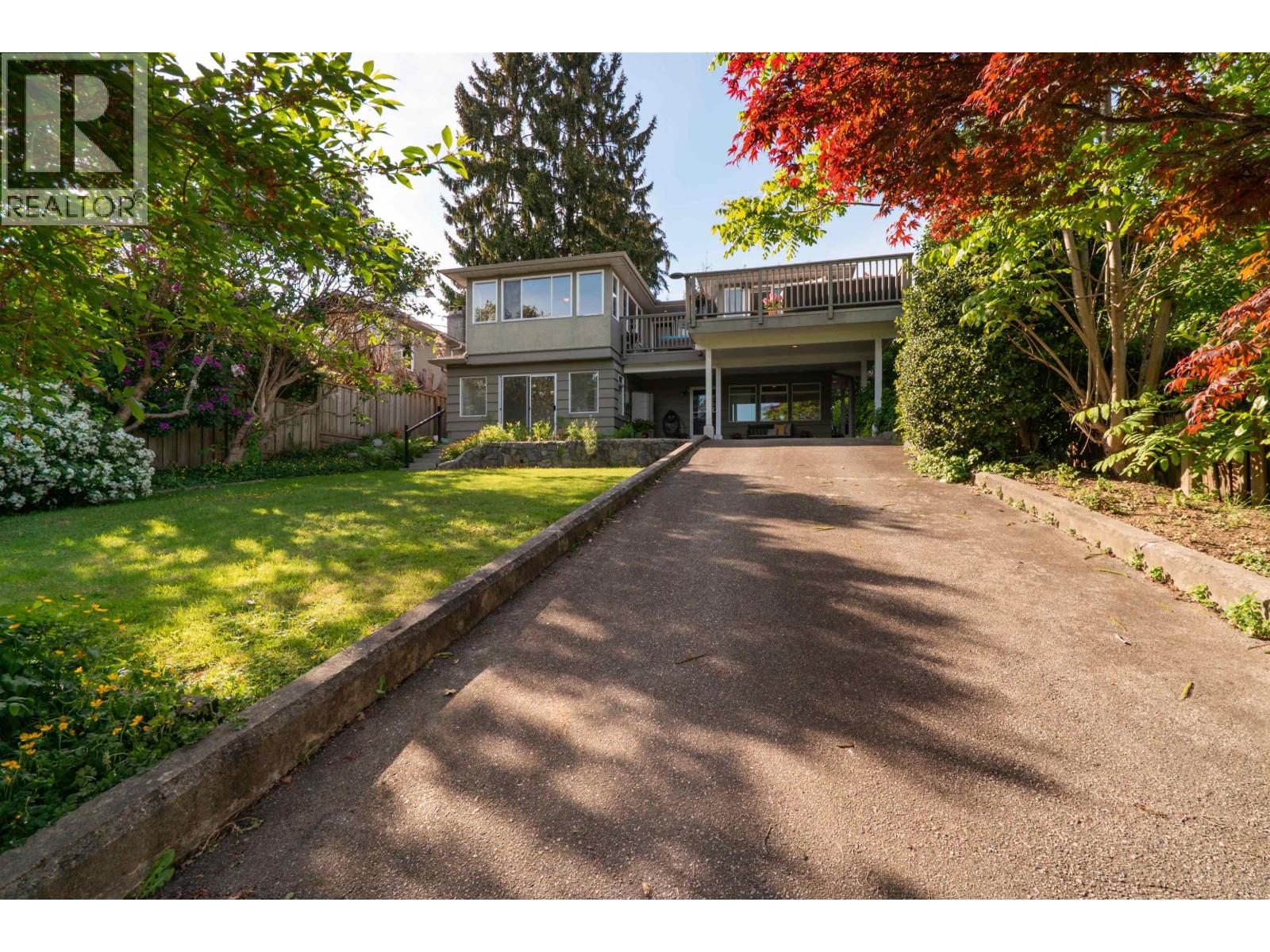 939 Calverhall Street, North Vancouver, British Columbia V7L 1Y1 - Photo 38 - R3122127