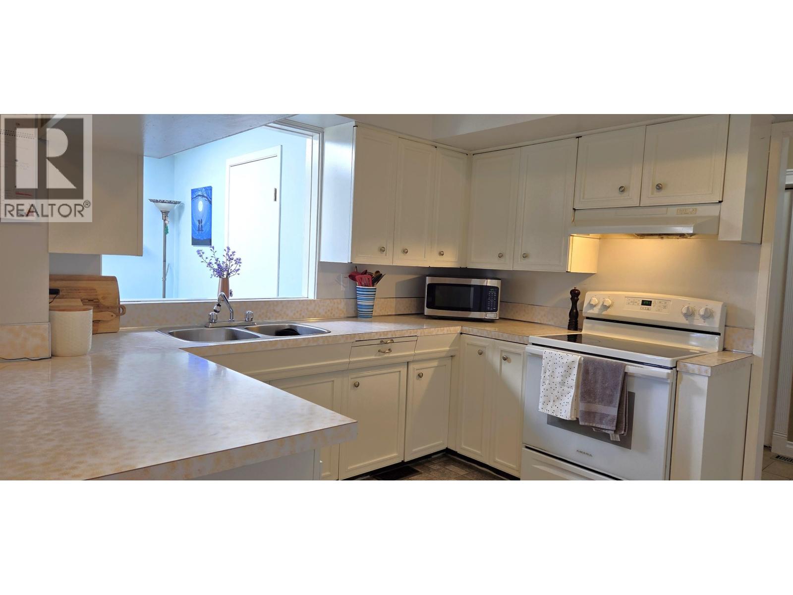 755 Adiron Avenue, Coquitlam, British Columbia  V3J 4K1 - Photo 9 - R3122536