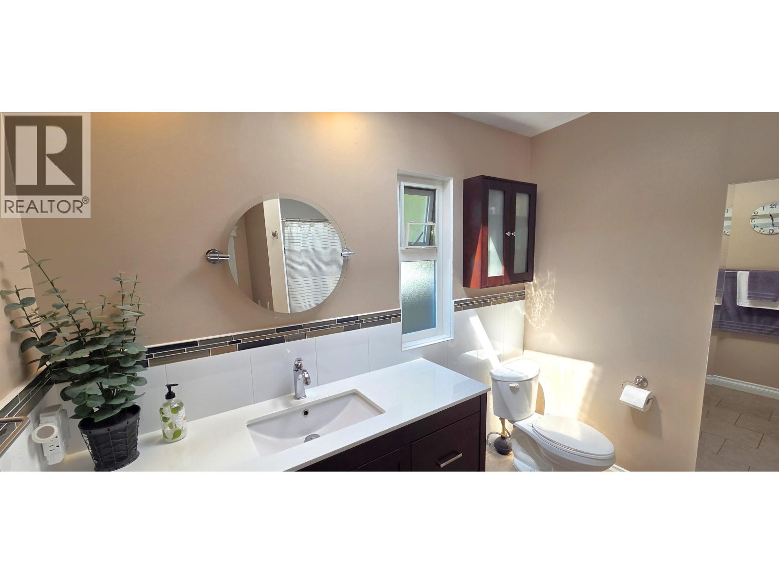 755 Adiron Avenue, Coquitlam, British Columbia  V3J 4K1 - Photo 19 - R3122536