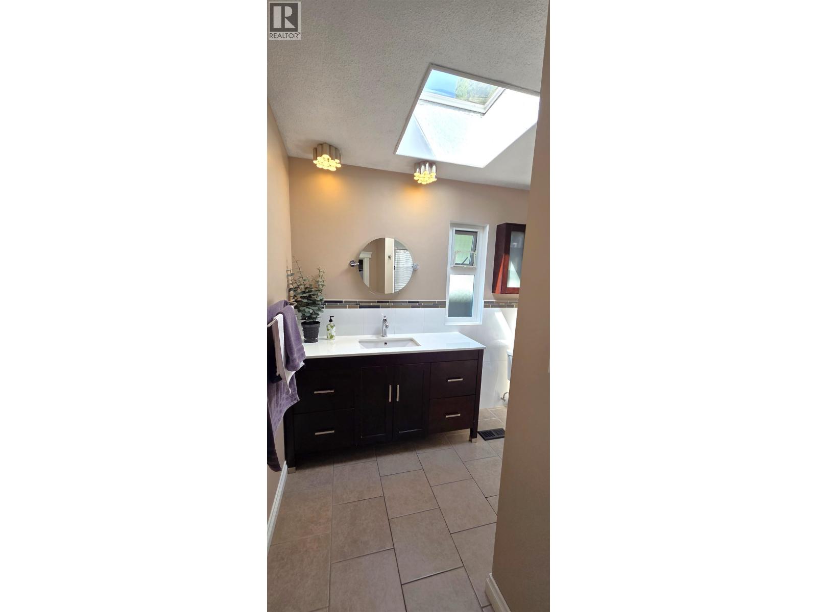 755 Adiron Avenue, Coquitlam, British Columbia  V3J 4K1 - Photo 18 - R3122536