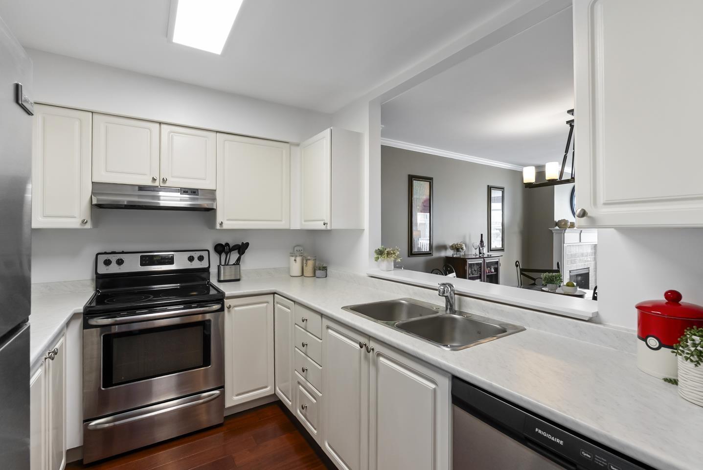206 9763 140 Street, Surrey, British Columbia  V3T 4M4 - Photo 9 - R3122798