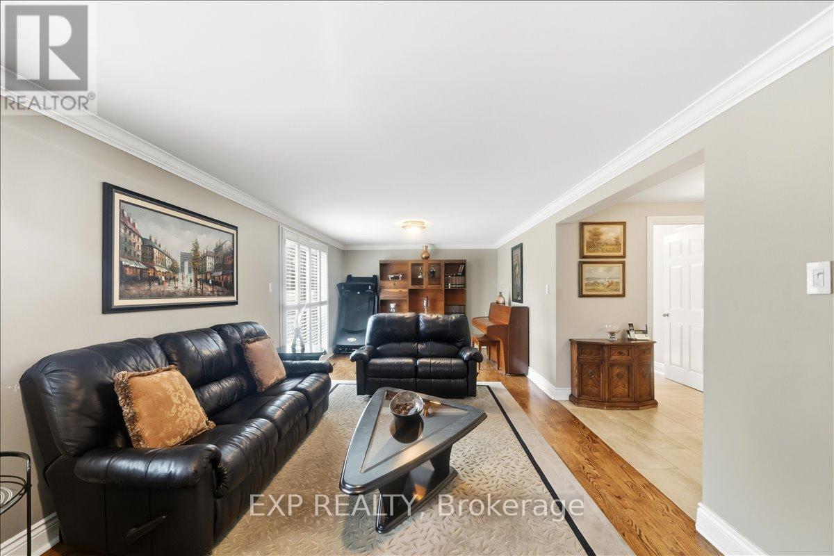 419 Michelle Row W, Mississauga, Ontario  L5A 3H2 - Photo 13 - W13118794