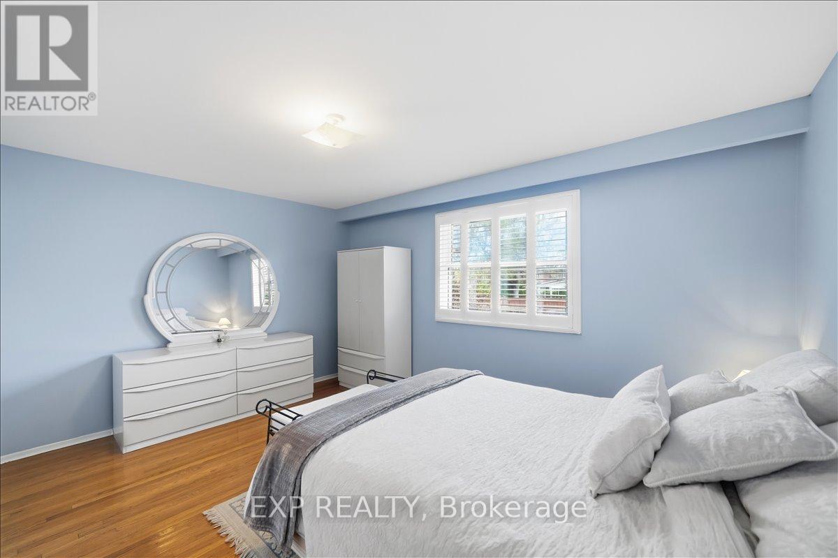419 Michelle Row W, Mississauga, Ontario  L5A 3H2 - Photo 15 - W13118794