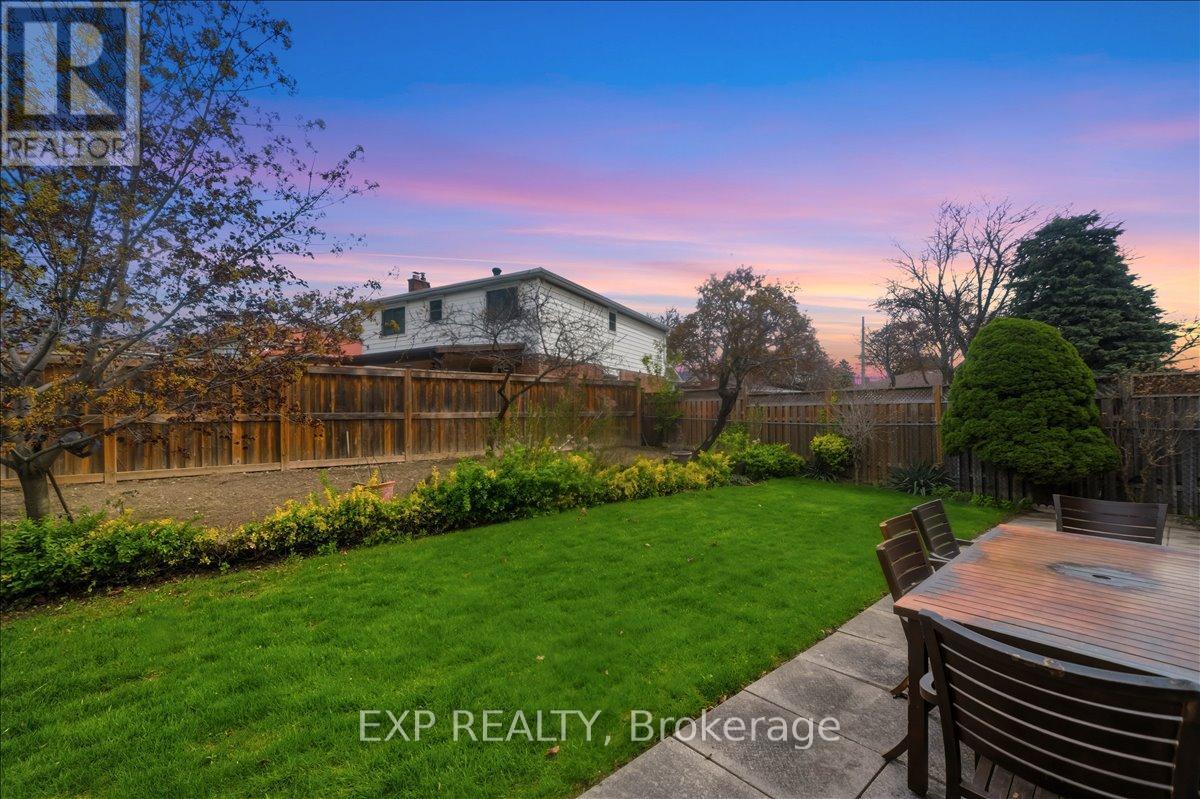419 Michelle Row W, Mississauga, Ontario  L5A 3H2 - Photo 24 - W13118794