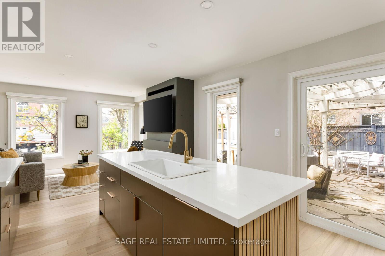 1463 Daventry Court, Mississauga, Ontario  L5N 7Z1 - Photo 15 - W13118882