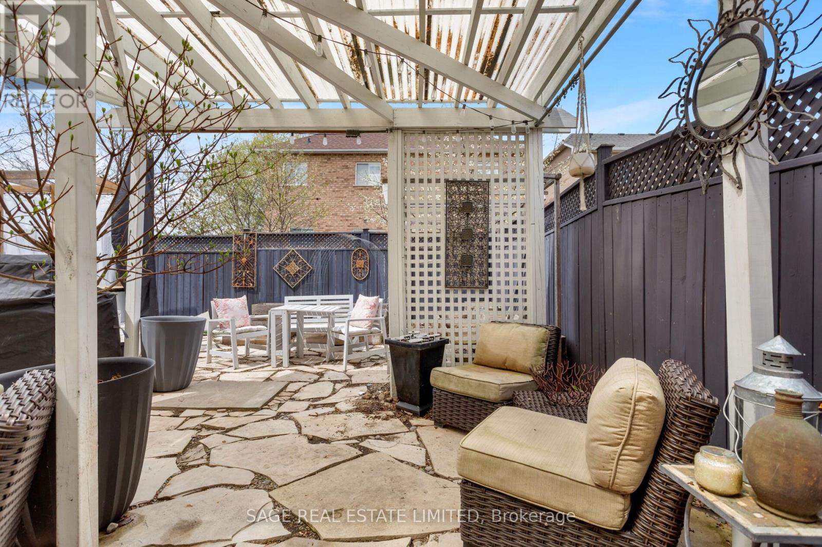 1463 Daventry Court, Mississauga, Ontario  L5N 7Z1 - Photo 19 - W13118882